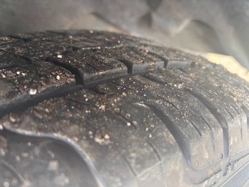 Used 2011 RAM 1500 Classic SLT w/ Remote Start & Security Group image 5