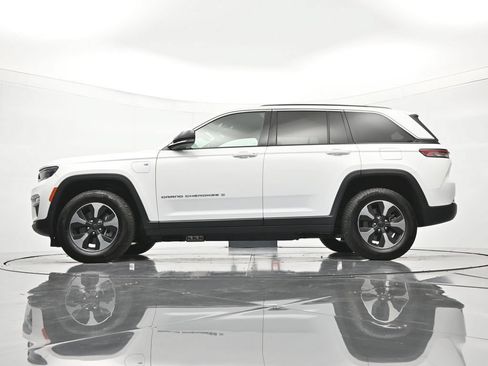 Used 2024 Jeep Grand Cherokee Limited 4xe AWD/4WD image 46