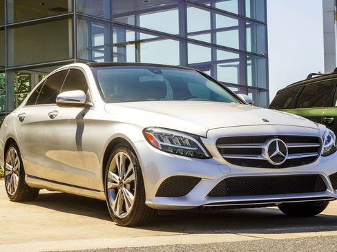 Used 2020 Mercedes-Benz C 300 Sedan image 4