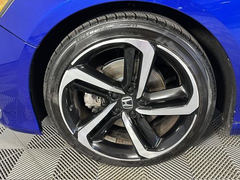 Used 2019 Honda Accord Sport image 6