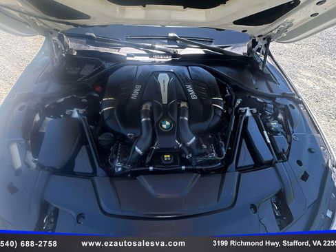 Used 2018 BMW 750i xDrive AWD/4WD image 12