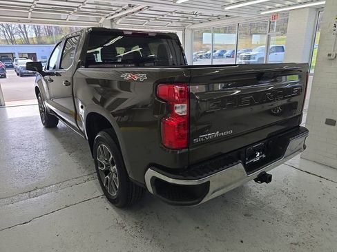 Certified 2023 Chevrolet Silverado 1500 LT AWD/4WD image 3