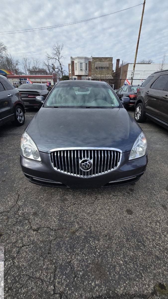 Used 2010 Buick Lucerne CXL FWD image 3