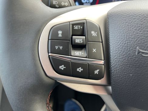 New 2026 Ford Explorer Active w/ Active Comfort Package image 15