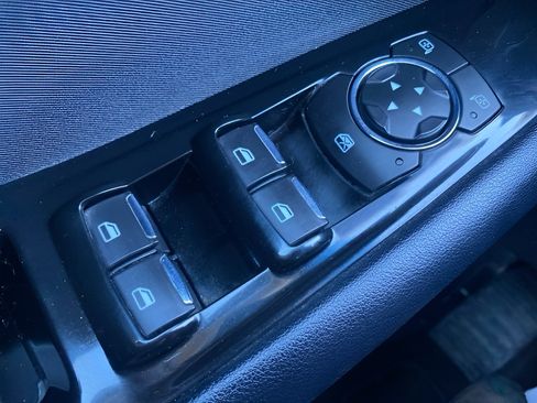 Used 2018 Ford Edge SEL w/ Class II Trailer Tow Package image 18