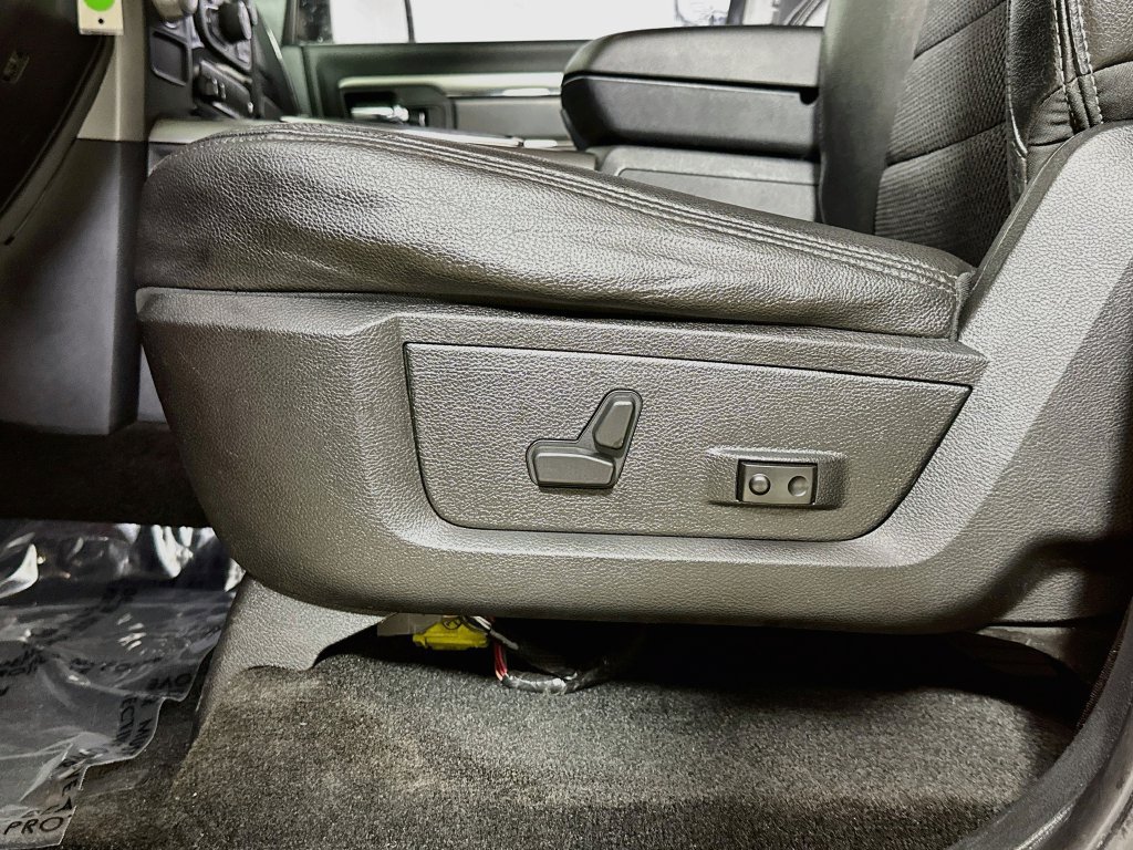 Used 2014 RAM 1500 Sport w/ Remote Start & Security Group RWD image 23