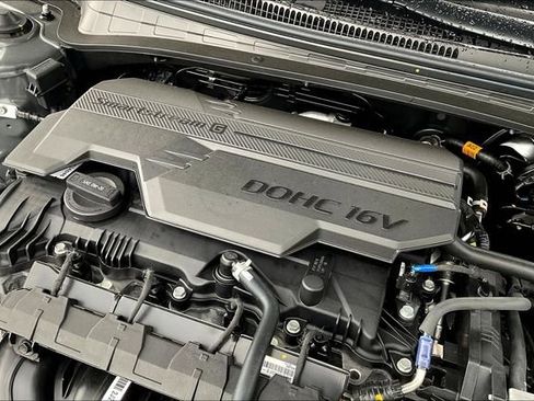 New 2025 Hyundai Elantra Sport image 17