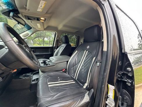 Used 2015 RAM 2500 Tradesman w/ Chrome Appearance Group AWD/4WD image 9