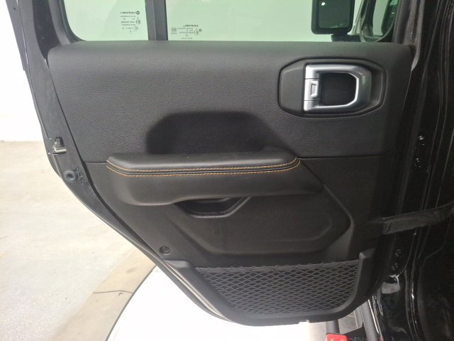 Used 2024 Jeep Wrangler Unlimited Sahara w/ Dual Top Group AWD/4WD image 34