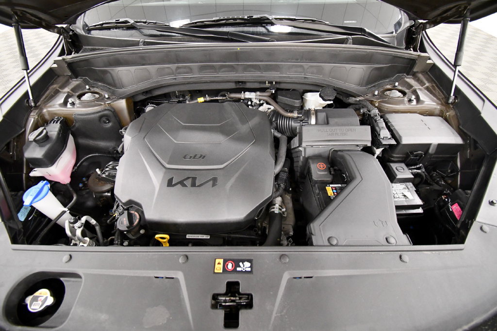 Certified 2025 Kia Telluride EX X-Line AWD/4WD image 12