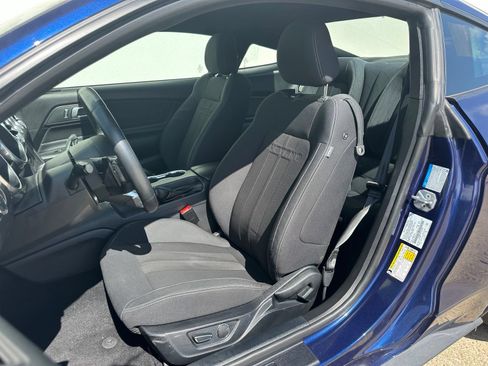 Used 2019 Ford Mustang GT w/ GT Performance Package RWD image 11