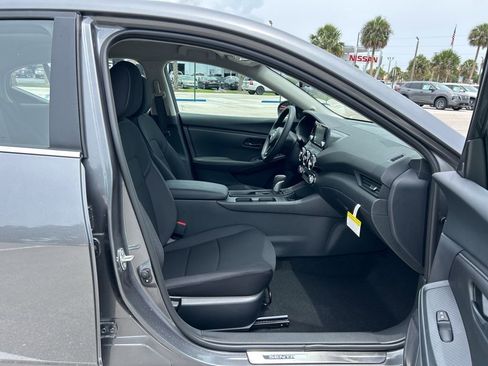 New 2025 Nissan Sentra S image 34