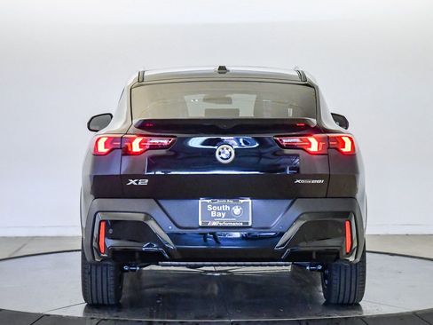New 2026 BMW X2 xDrive28i w/ Technology Package image 3