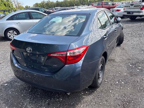 Used 2018 Toyota Corolla LE FWD image 3