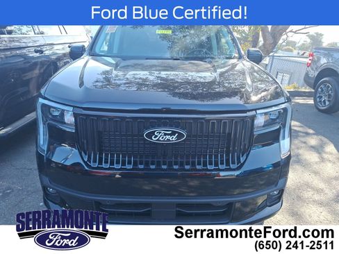 Used 2025 Ford Maverick Lobo AWD/4WD image 2