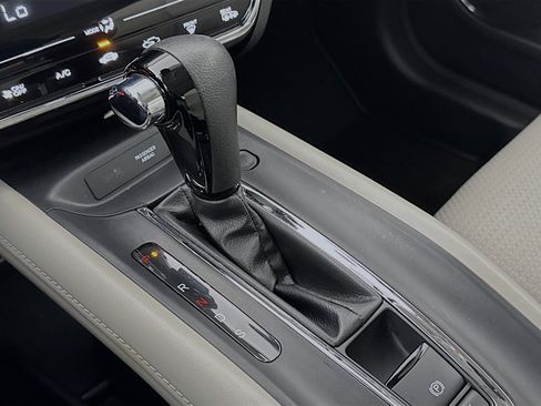 Certified 2022 Honda HR-V EX image 16