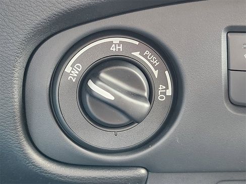 Used 2023 Nissan Frontier PRO-4X w/ Tow Package image 25