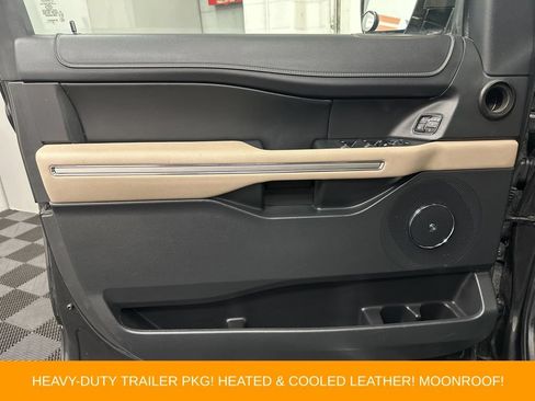 Used 2023 Ford Expedition Max Limited AWD/4WD image 16