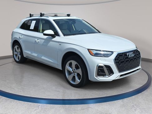 Used 2023 Audi Q5 2.0T Prestige w/ Prestige Package AWD/4WD image 3
