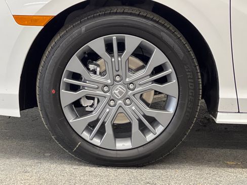 New 2026 Honda Odyssey Touring image 26