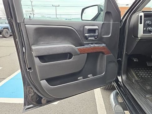 Used 2014 GMC Sierra 1500 SLE w/ SLE Value Package AWD/4WD image 12