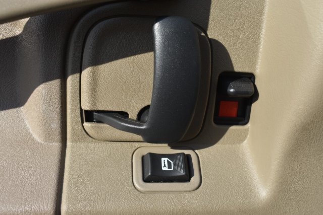Used 2025 Chevrolet Express 2500 Extended RWD image 18