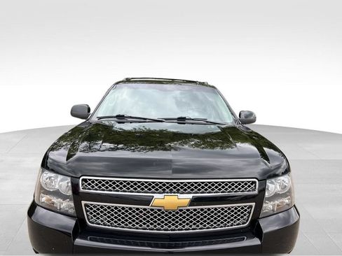Used 2013 Chevrolet Avalanche LT w/ Suspension Package, Off-Road AWD/4WD image 12