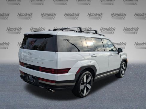 Used 2025 Hyundai Santa Fe Limited image 5