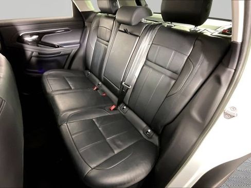 Used 2023 Land Rover Range Rover Evoque S AWD/4WD image 20