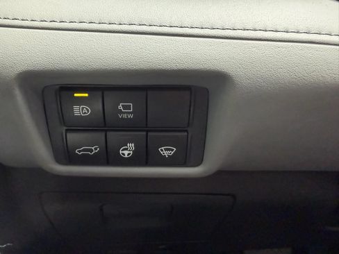 Used 2021 Toyota Highlander Platinum AWD/4WD image 27