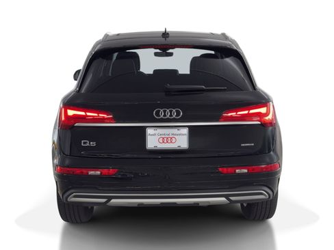 Used 2023 Audi Q5 2.0T Premium w/ Convenience Package image 10