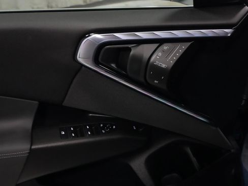 Certified 2025 BMW X3 xDrive30i w/ Convenience Package AWD/4WD image 25