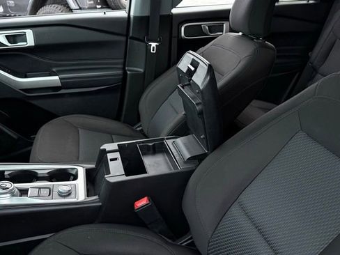 Certified 2023 Ford Explorer XLT image 29