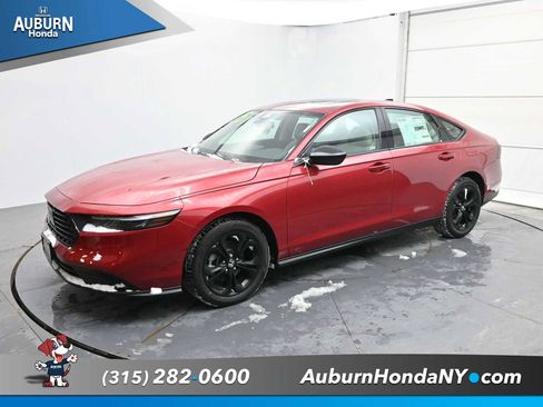 New 2025 Honda Accord SE image 2