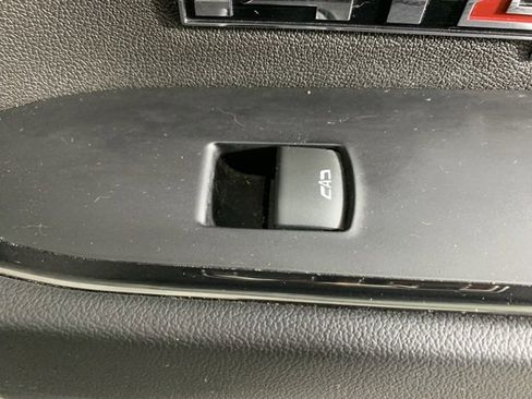 Used 2022 GMC Sierra 1500 AT4 image 34