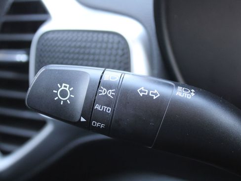 Certified 2024 Kia Soul LX w/ Option Group 015 image 25