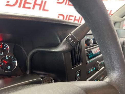 Used 2024 Chevrolet Express 3500 LS w/ Chrome Appearance Package RWD image 19