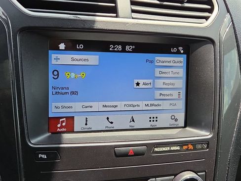 Used 2019 Ford Explorer XLT w/ Equipment Group 202A FWD image 14