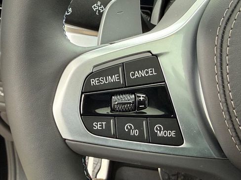 New 2026 BMW X5 M60i image 12