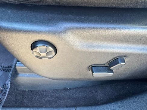 Used 2016 Jeep Grand Cherokee Limited image 21