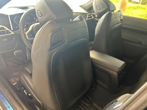 Used 2026 BMW 430i Convertible w/ M Sport Package RWD image 42