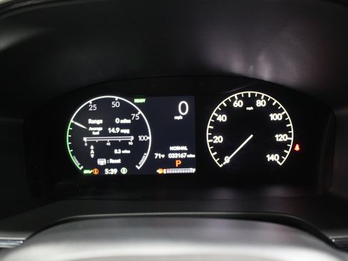 Used 2025 Honda CR-V Sport-L image 14