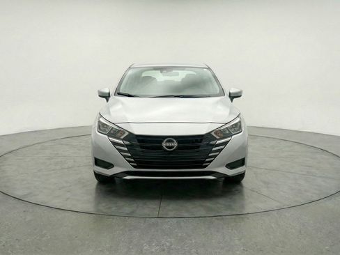 Used 2025 Nissan Versa SV FWD image 2