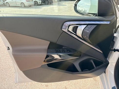 New 2026 BMW X3 xDrive30 image 13