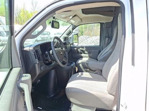 New 2026 Chevrolet Express 4500 w/ Power Convenience Package RWD image 5
