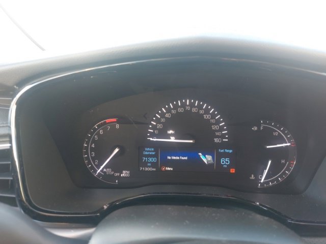 Used 2018 Cadillac XT5 Luxury w/ Driver Awareness Package AWD/4WD image 11