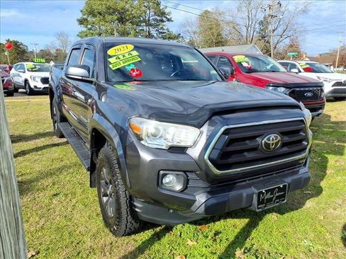 Used 2021 Toyota Tacoma SR5 image 7