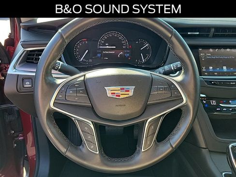 Used 2018 Cadillac XT5 Premium Luxury FWD image 22