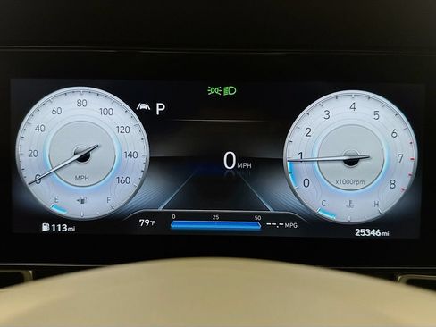 Used 2023 Hyundai Elantra SEL w/ Convenience Package FWD image 12