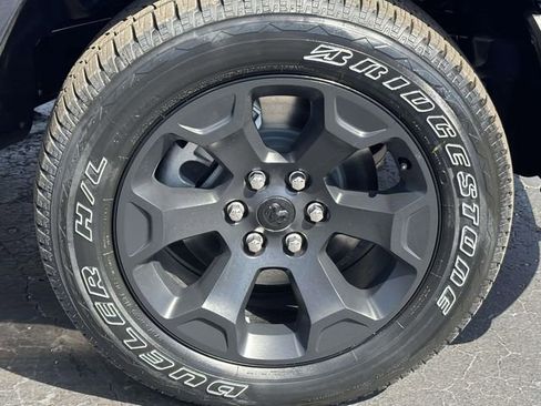 New 2026 RAM 1500 4x4 Crew Cab image 34